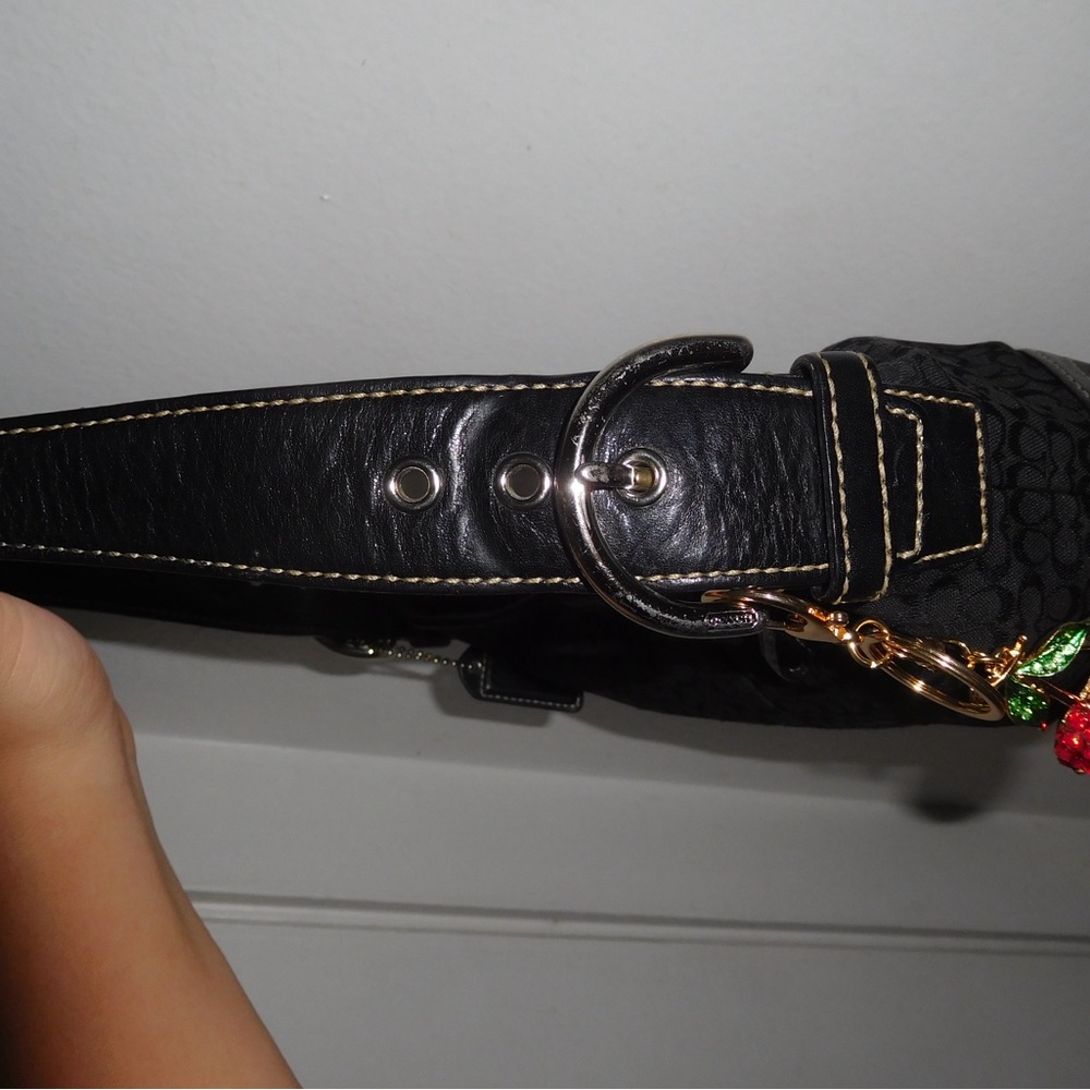 Coach Black Shoulder Bag - Picture 5 of 8